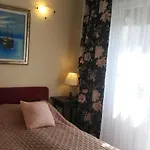 Гостьовий будинок Diklo Robert & Renata Задар