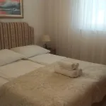 Гостьовий будинок Diklo Robert & Renata Задар