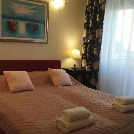 Diklo Robert & Renata 3* Задар