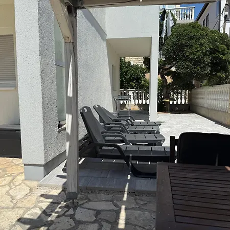 Diklo Robert & Renata 3*