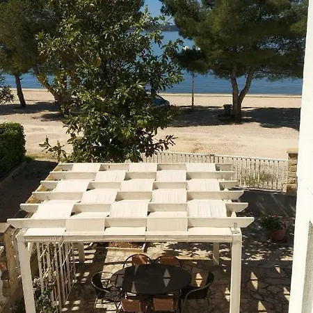 Гостевой дом Diklo Robert & Renata Задар