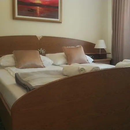 Diklo Robert & Renata Гостевой дом Задар