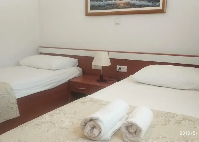 Diklo Robert & Renata Gostinjska kuća 3*